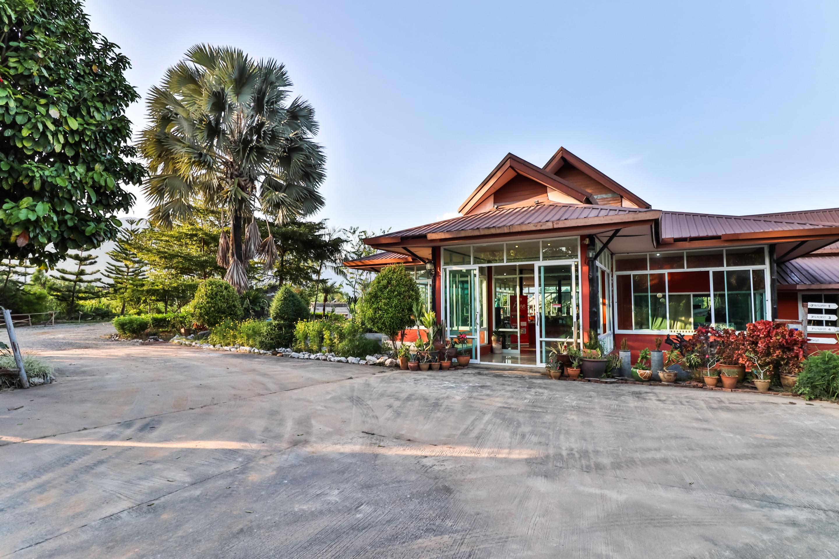 OYO 416 Golden Nakara Resort Maesai Mae Sai Exterior foto